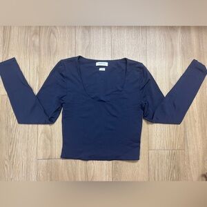 Babaton Contour Scoop Neck Crop Top